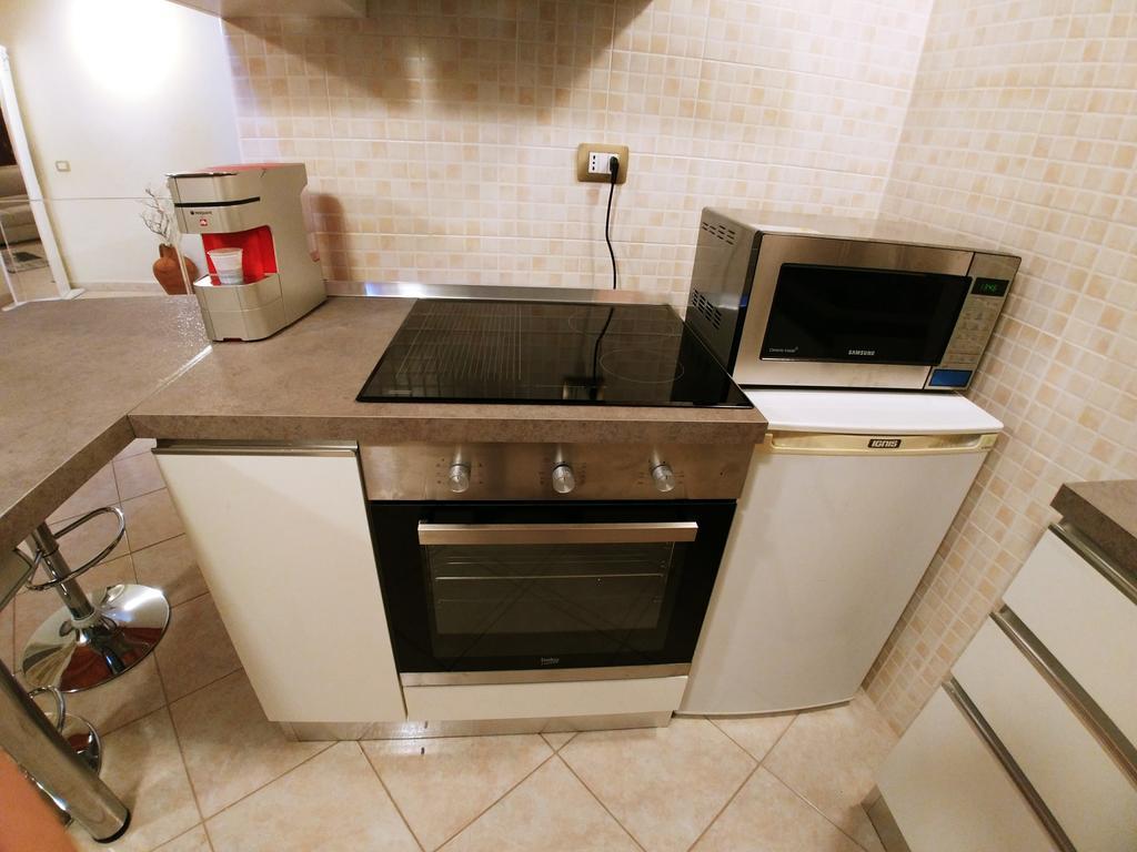 Apartamento Sa Domu E Babbu Cagliari Exterior foto
