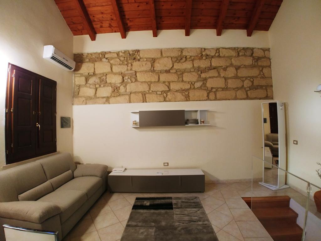 Apartamento Sa Domu E Babbu Cagliari Exterior foto