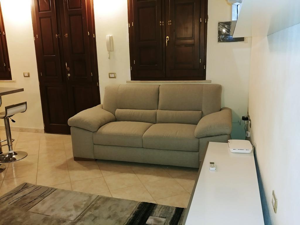 Apartamento Sa Domu E Babbu Cagliari Exterior foto