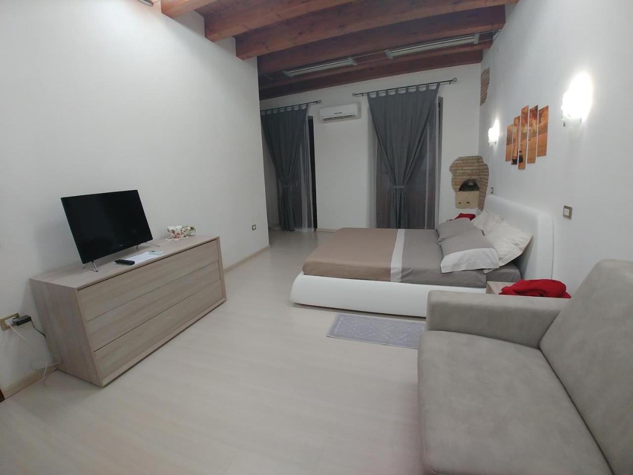 Apartamento Sa Domu E Babbu Cagliari Exterior foto