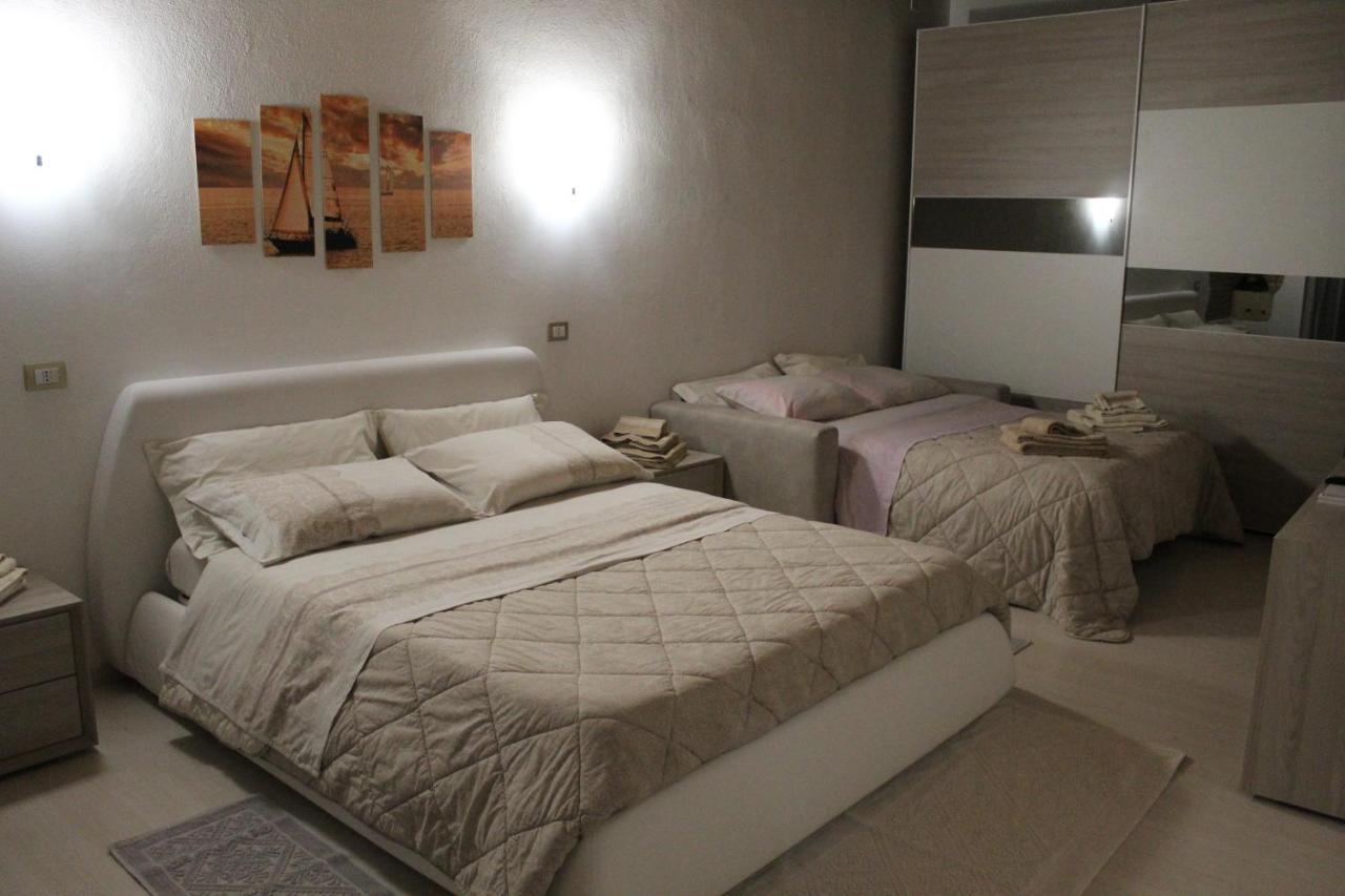 Apartamento Sa Domu E Babbu Cagliari Exterior foto