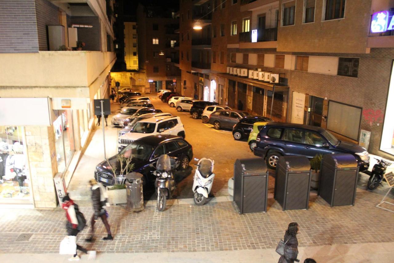 Apartamento Sa Domu E Babbu Cagliari Exterior foto