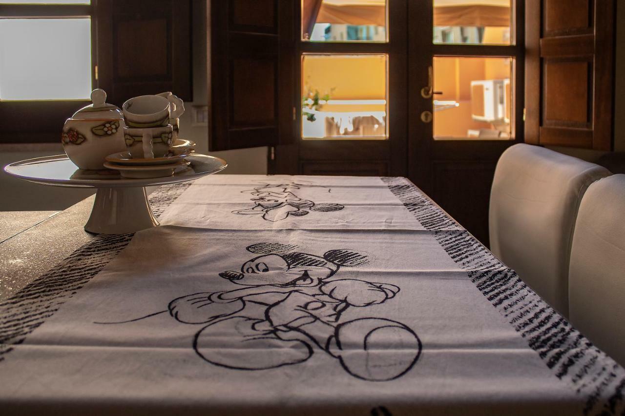 Apartamento Sa Domu E Babbu Cagliari Exterior foto