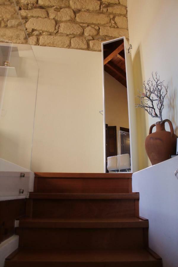 Apartamento Sa Domu E Babbu Cagliari Exterior foto